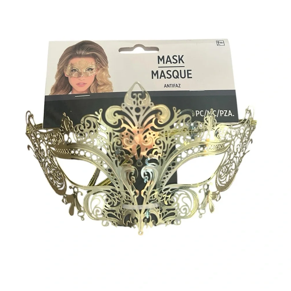 Elegant Gold Masquerade Mask